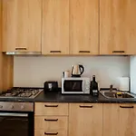 Spacious By Blvd 25b4 - Free Parking * Bukurešť