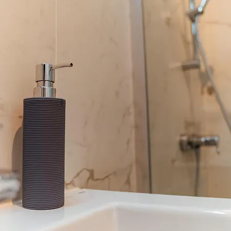 Calm And Spacious With Soft Tones By Blvd 25b4 - Pipera * Bükreş